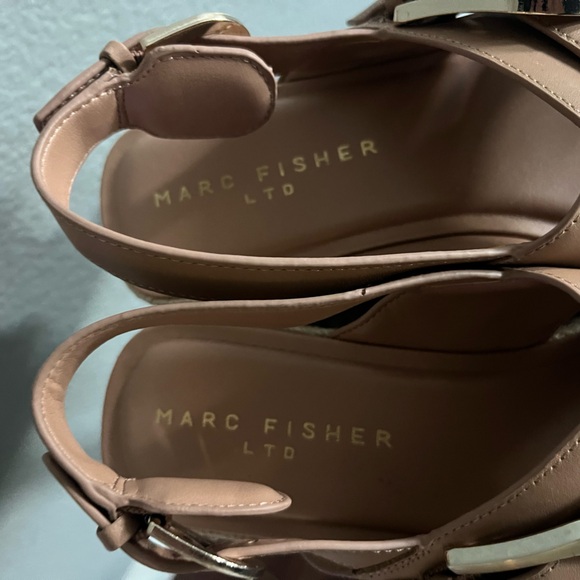 Marc Fisher LTD Renda Slingback Platform Sandal - Picture 10 of 12